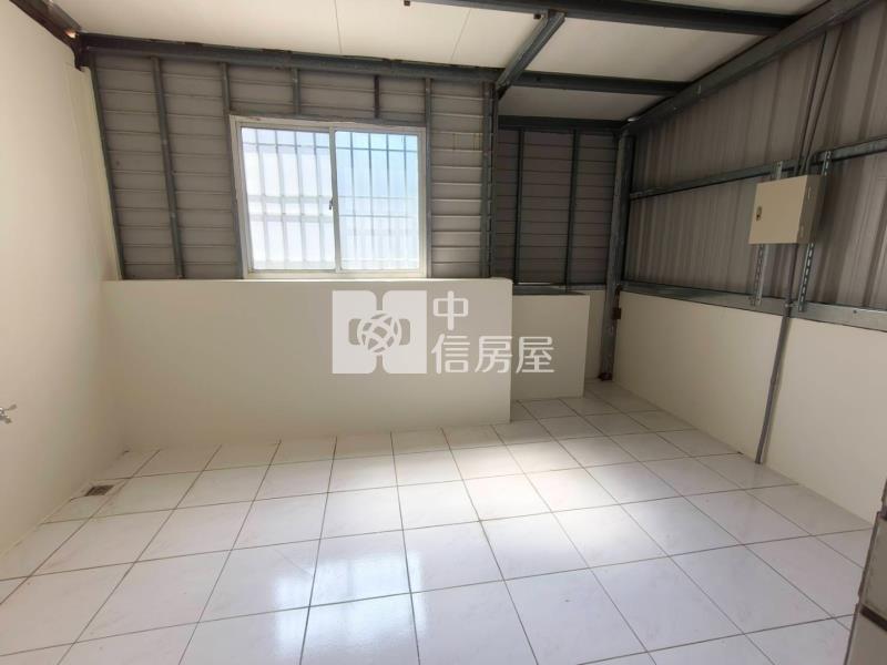 南勢重劃區/全新整理/三車位透天店墅房屋室內格局與周邊環境