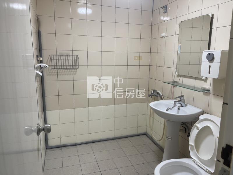 2280萬忠福商圈透天店面房屋室內格局與周邊環境