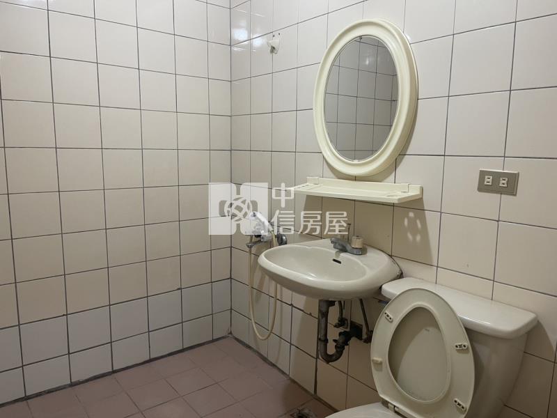 2280萬忠福商圈透天店面房屋室內格局與周邊環境
