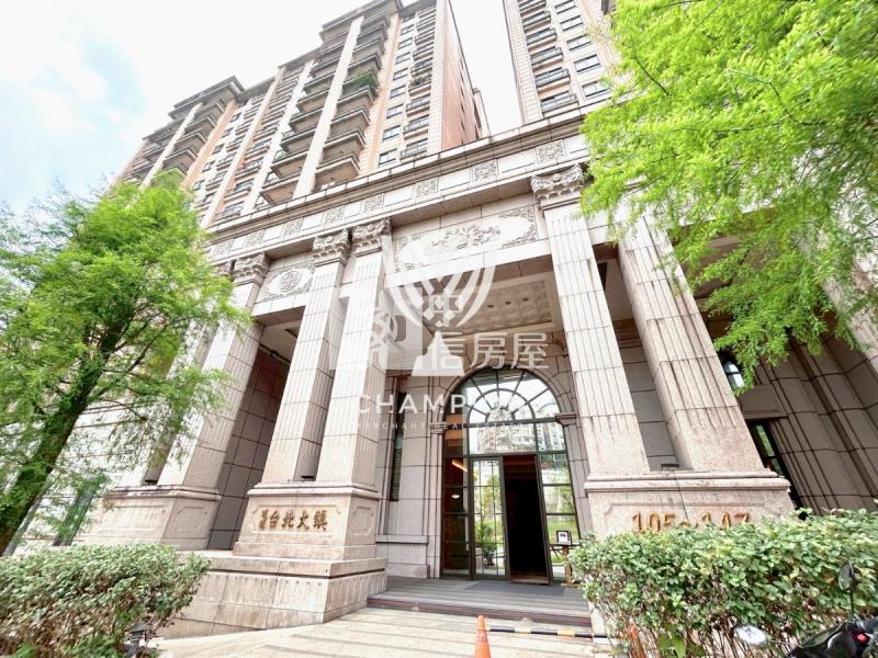 【冠軍】台北大鎮雅緻三房車房屋室內格局與周邊環境