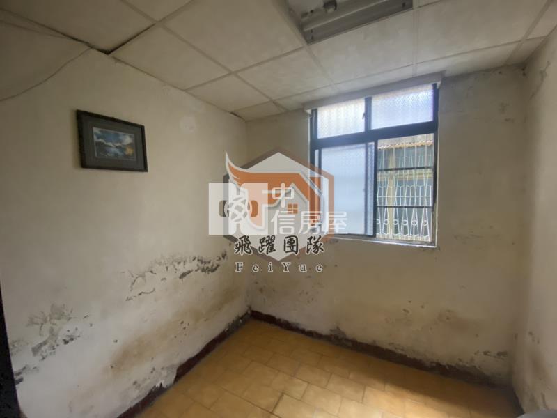 稀有釋出 忠貞商圈 活巷透天厝 (附近有車位可租)房屋室內格局與周邊環境