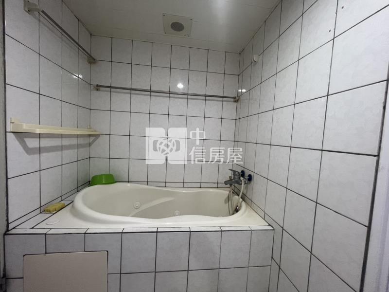 巨星免整理低總價套房房屋室內格局與周邊環境