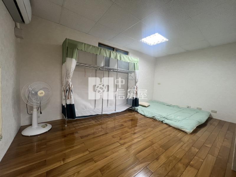 巨星免整理低總價套房房屋室內格局與周邊環境