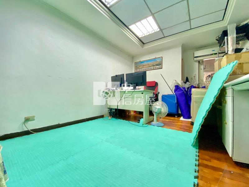 忠明南路綠園道10米大面寬1+2樓鋼骨金店面房屋室內格局與周邊環境