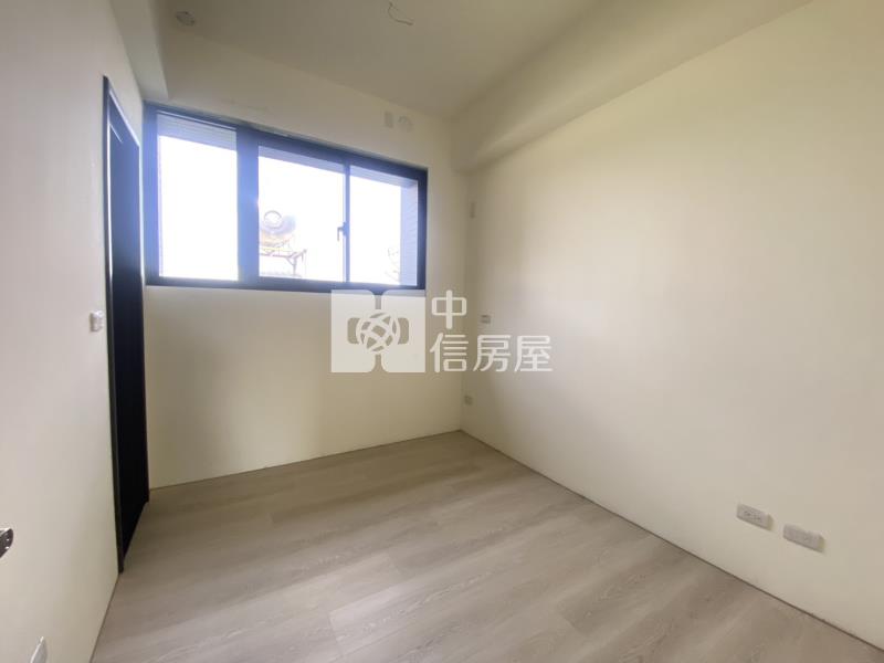 大里軟體園區旁全新大地坪臨路電梯別墅(C)房屋室內格局與周邊環境