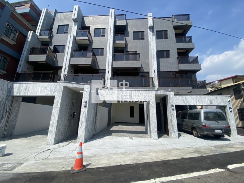 大里軟體園區旁全新大地坪臨路電梯別墅(C)房屋室內格局與周邊環境