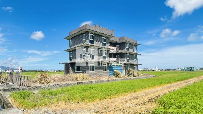 視野開闊望龜山田園農舍近礁溪市區房屋室內格局與周邊環境