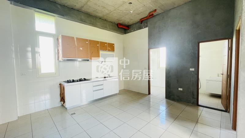 視野開闊望龜山田園農舍近礁溪市區房屋室內格局與周邊環境