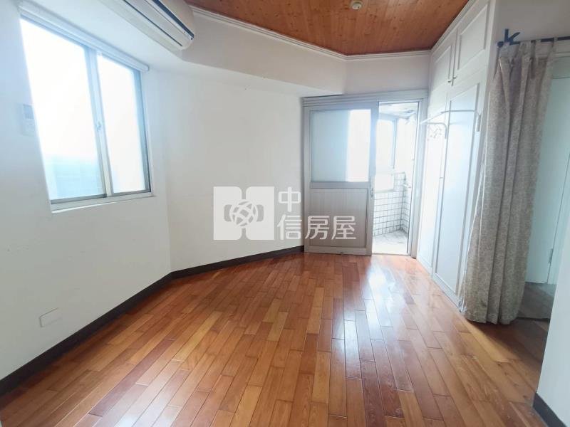 潭子慶懋巨鎮合併戶4房+車位房屋室內格局與周邊環境