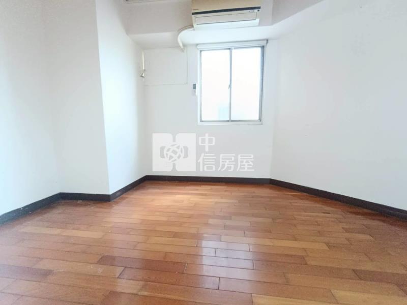 潭子慶懋巨鎮合併戶4房+車位房屋室內格局與周邊環境