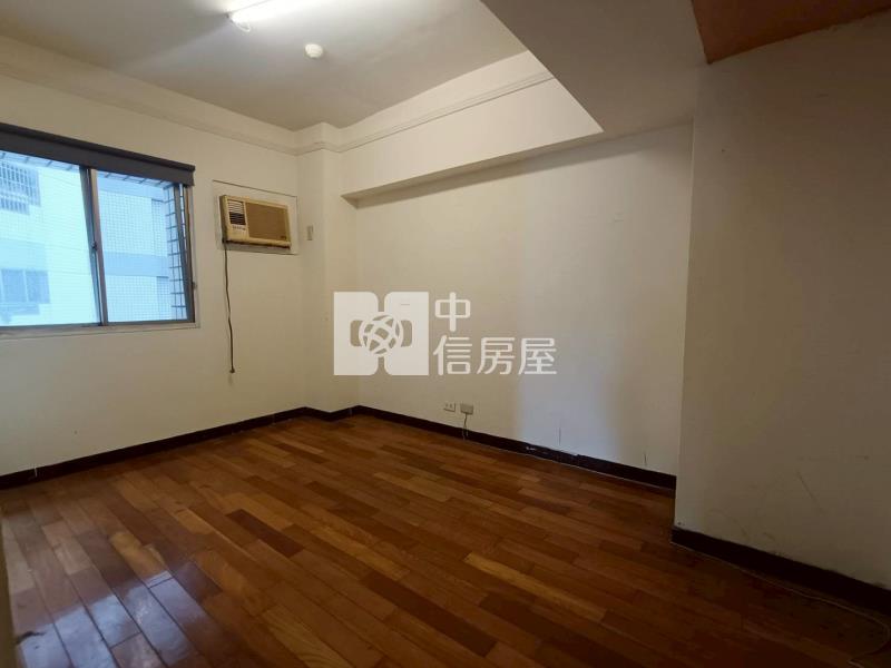 潭子慶懋巨鎮合併戶4房+車位房屋室內格局與周邊環境