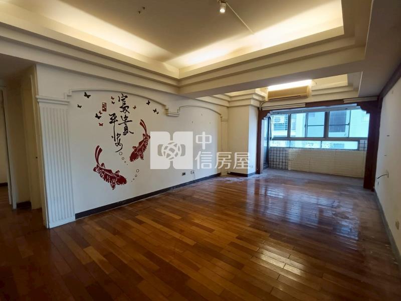 潭子慶懋巨鎮合併戶4房+車位房屋室內格局與周邊環境