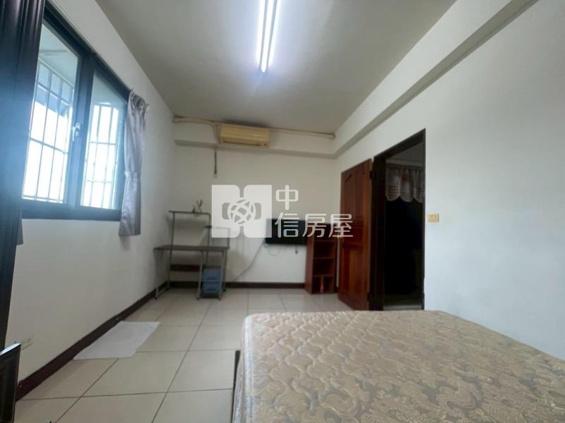 邊間大地坪雙車別墅房屋室內格局與周邊環境