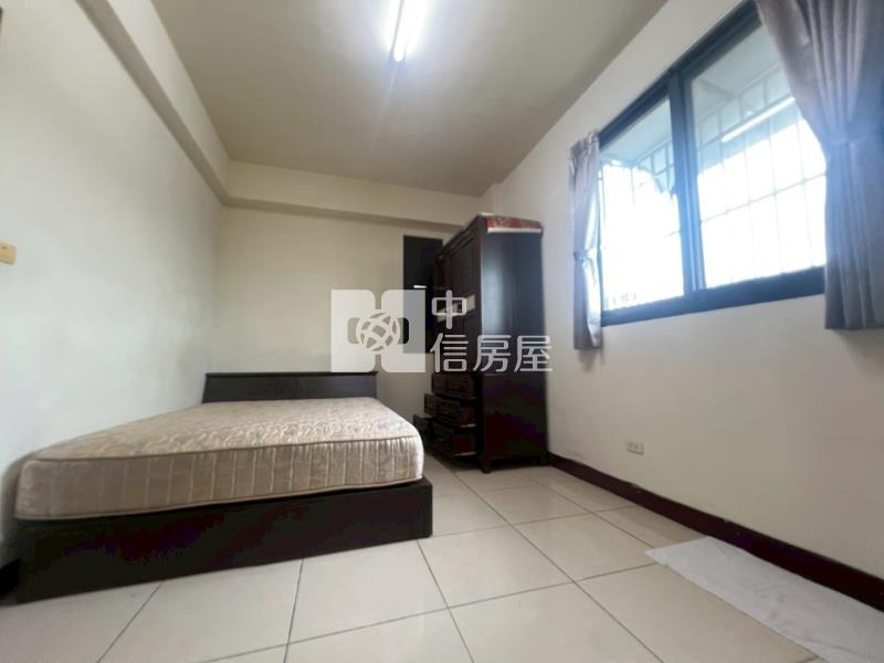 邊間大地坪雙車別墅房屋室內格局與周邊環境