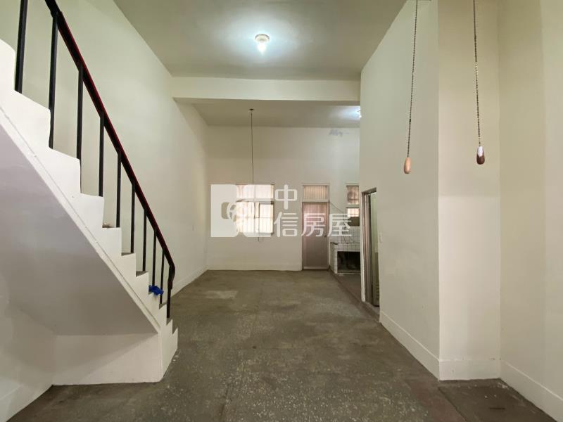 ▲武崙商圈旁店面房屋室內格局與周邊環境