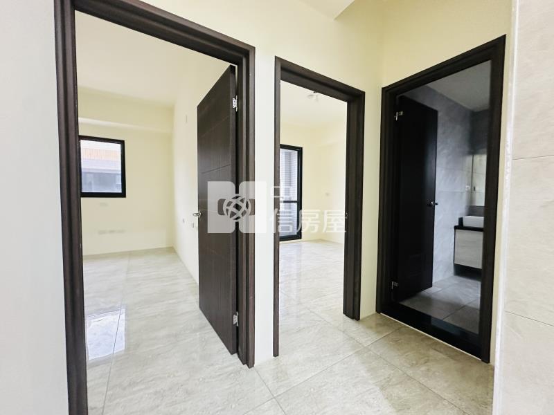 立鼎富域電梯雙車A3房屋室內格局與周邊環境