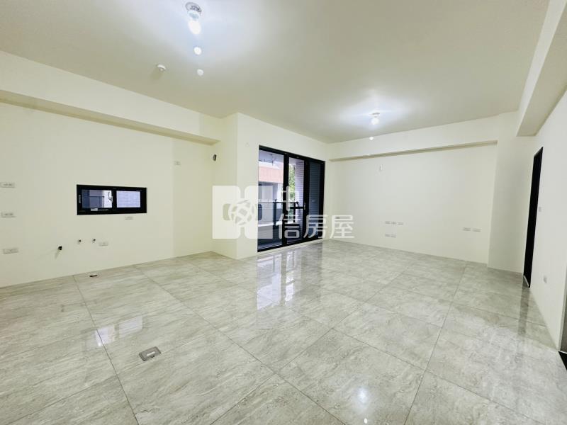 立鼎富域電梯雙車A3房屋室內格局與周邊環境