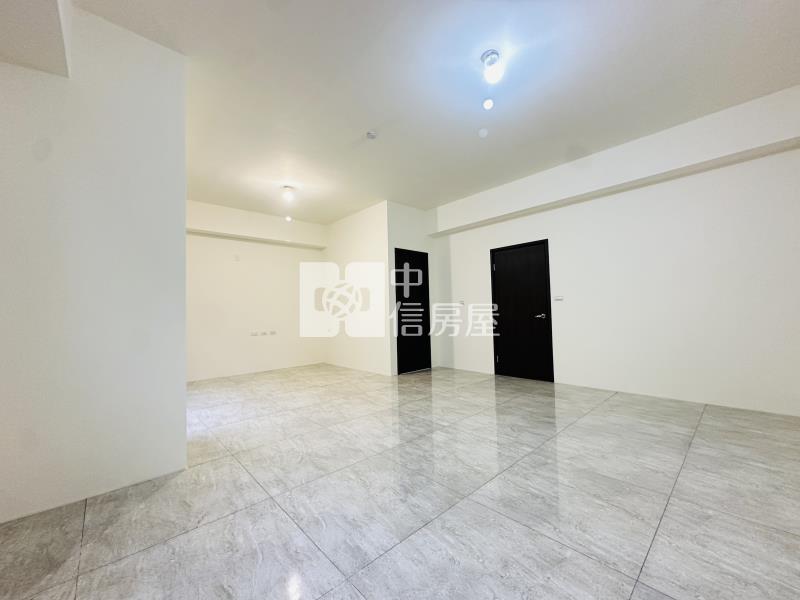 立鼎富域電梯雙車A3房屋室內格局與周邊環境