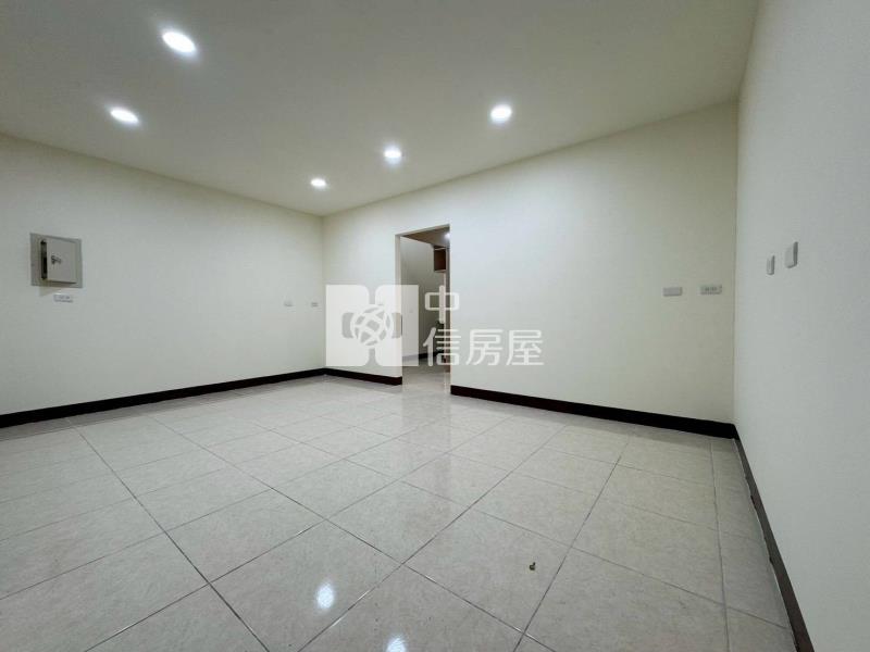 龍岡國小透天房屋室內格局與周邊環境