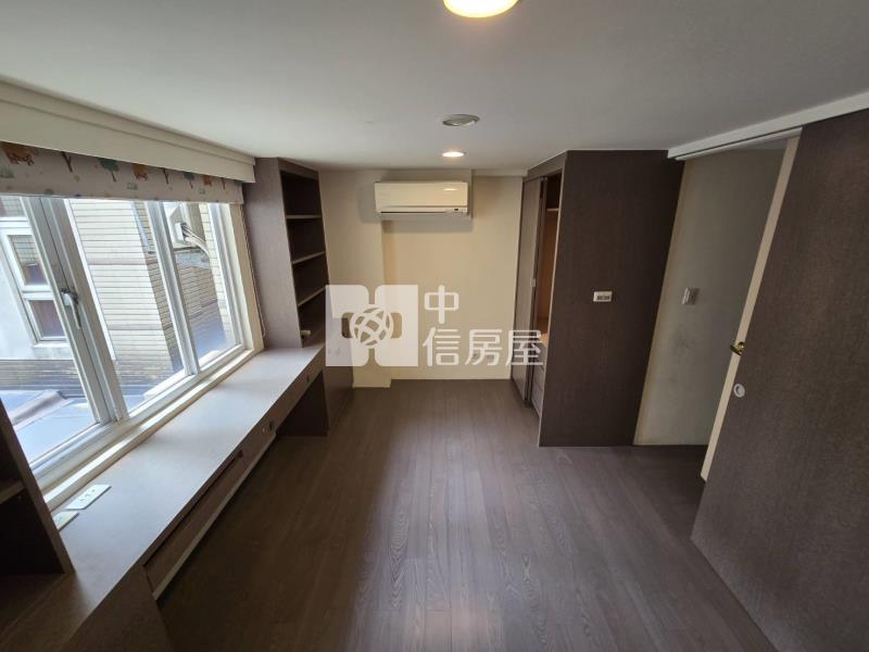 【奔馳】總督府漂亮透天別墅房屋室內格局與周邊環境