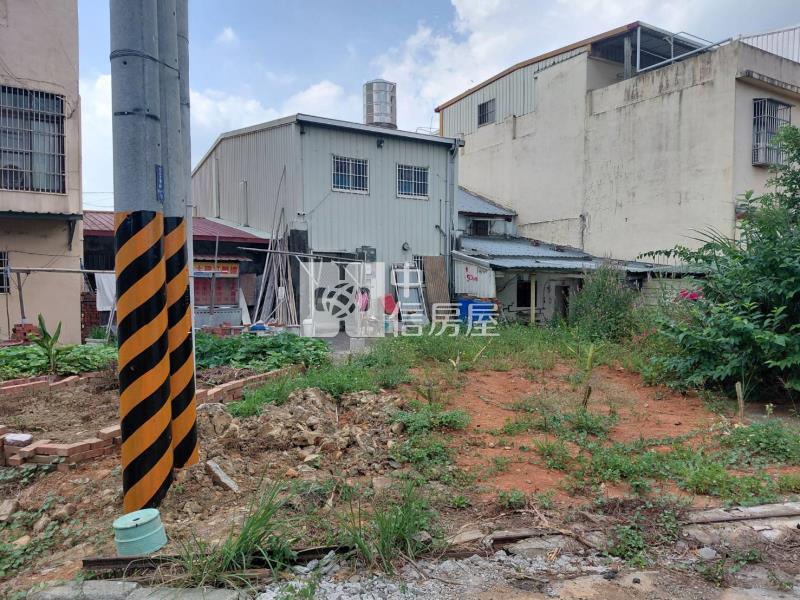 市區方正小農地房屋室內格局與周邊環境