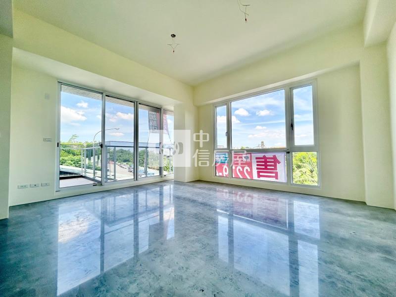 邊間電梯3車大別墅房屋室內格局與周邊環境