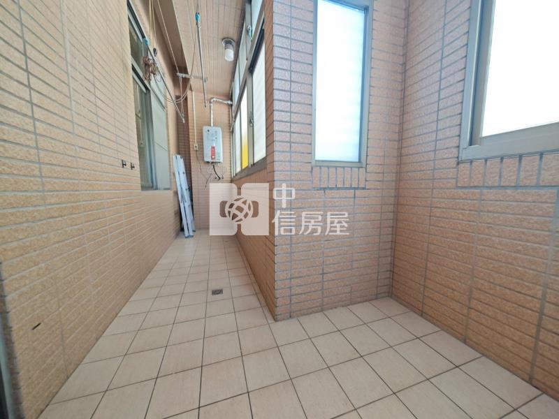 喜來登商圈閱讀台大三房平車房屋室內格局與周邊環境