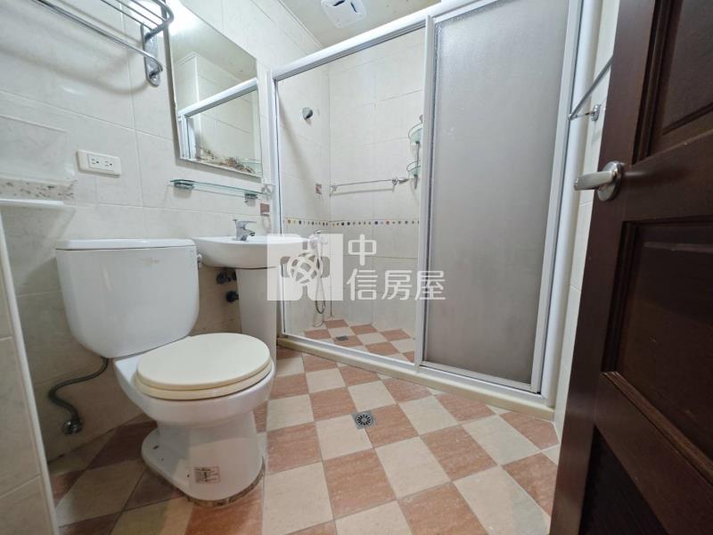 喜來登商圈閱讀台大三房平車房屋室內格局與周邊環境