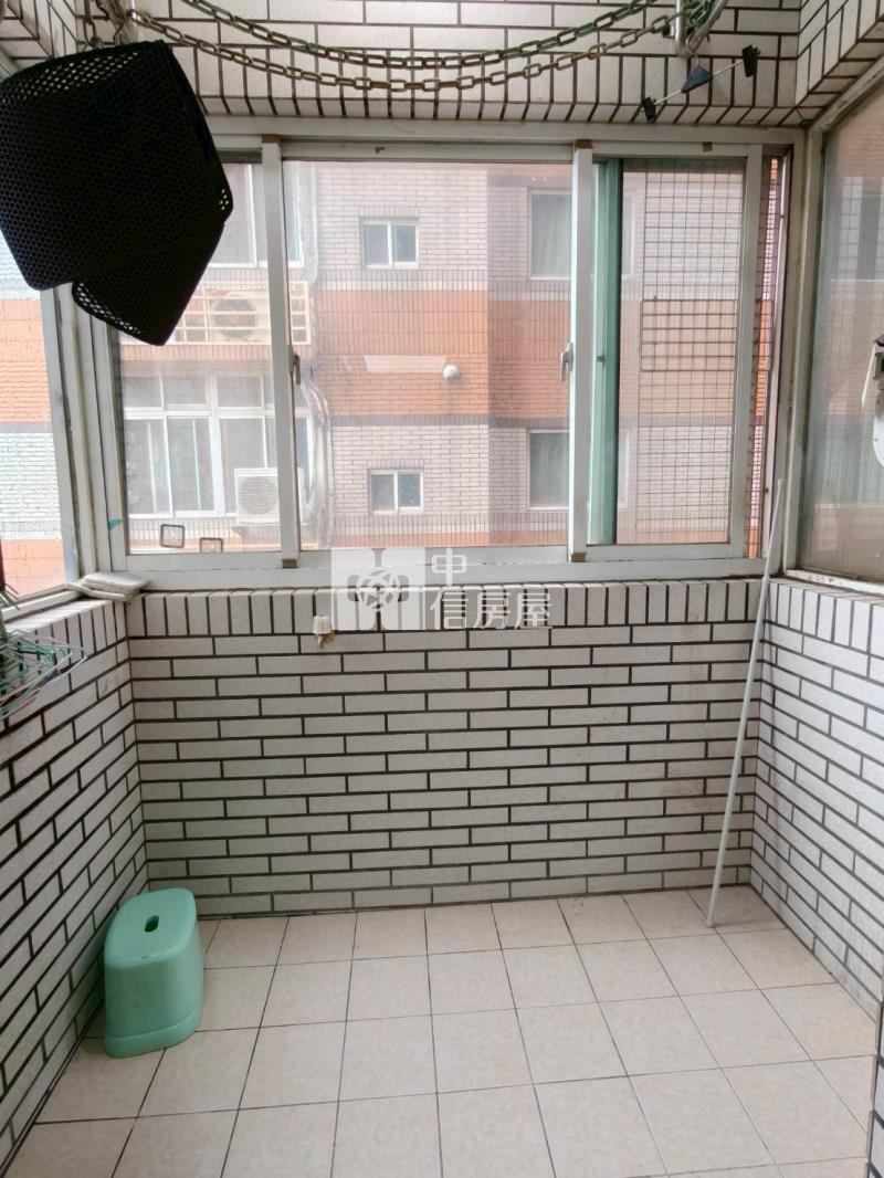 麗寶麗池3房車房屋室內格局與周邊環境