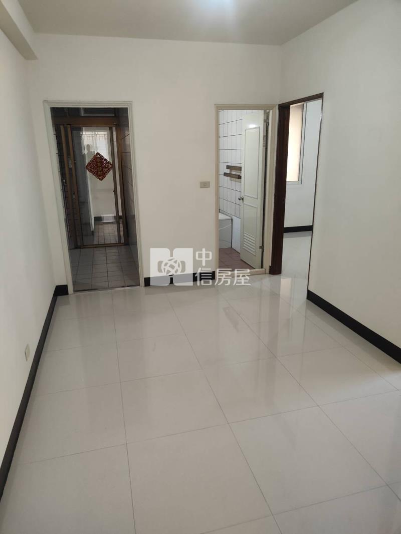 正中壢市中心1樓+2樓房屋室內格局與周邊環境