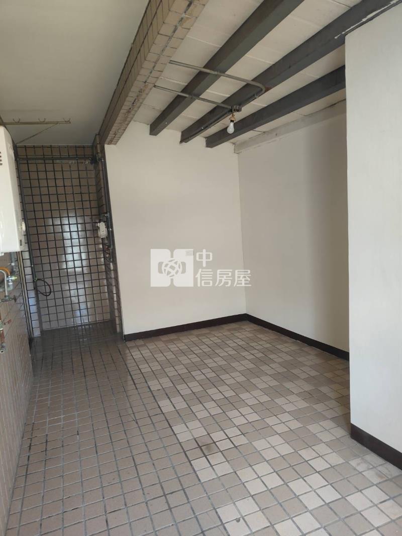 正中壢市中心1樓+2樓房屋室內格局與周邊環境