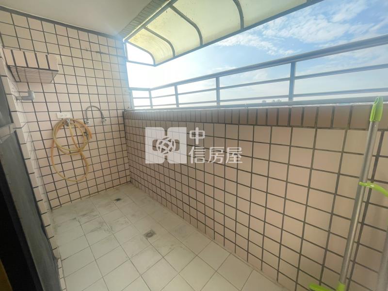 軟體園區中興商圈2+1房車位美廈房屋室內格局與周邊環境