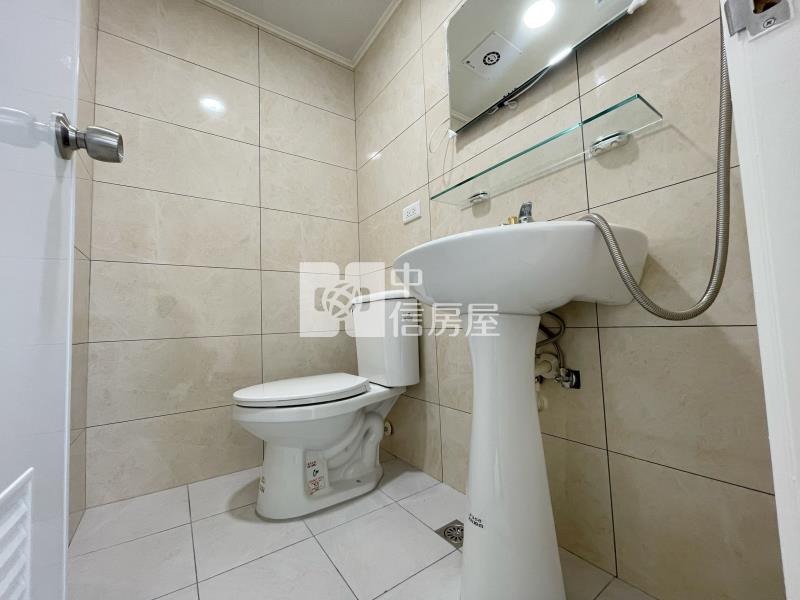 軟體園區中興商圈2+1房車位美廈房屋室內格局與周邊環境