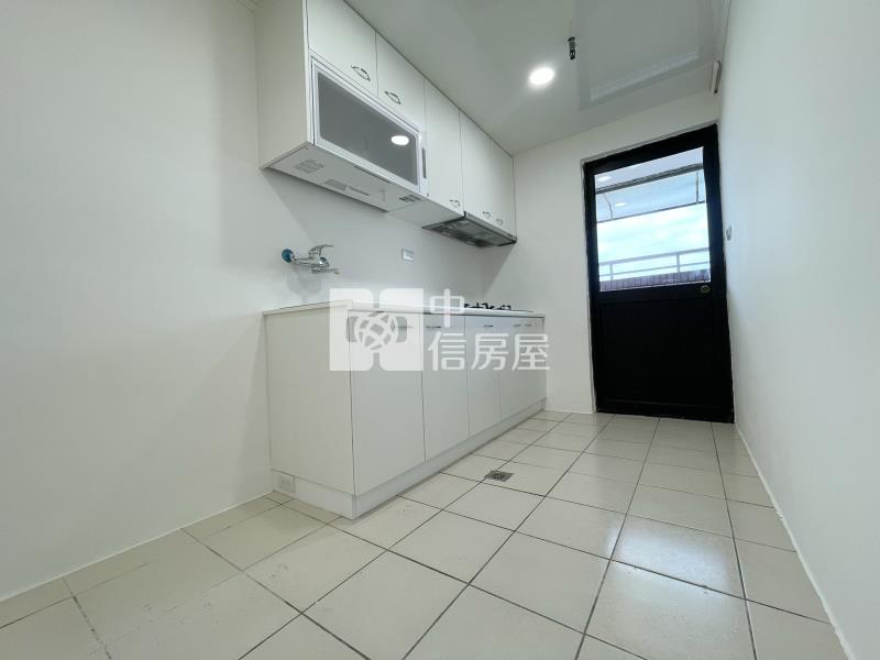 軟體園區中興商圈2+1房車位美廈房屋室內格局與周邊環境