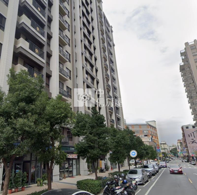 桃園市政府雙車位店面房屋室內格局與周邊環境