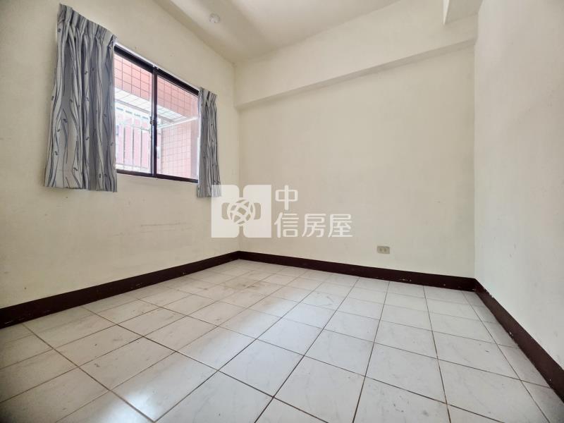 幸福小城1樓雙車位房屋室內格局與周邊環境