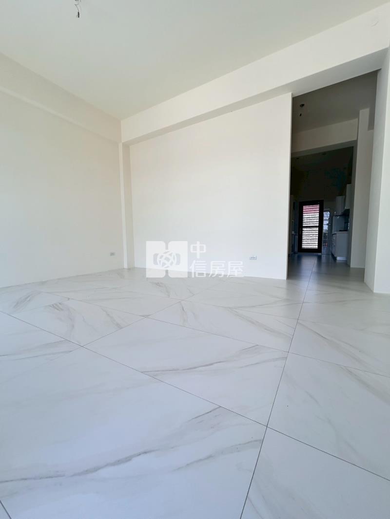 雲林路旁全新景觀別墅房屋室內格局與周邊環境