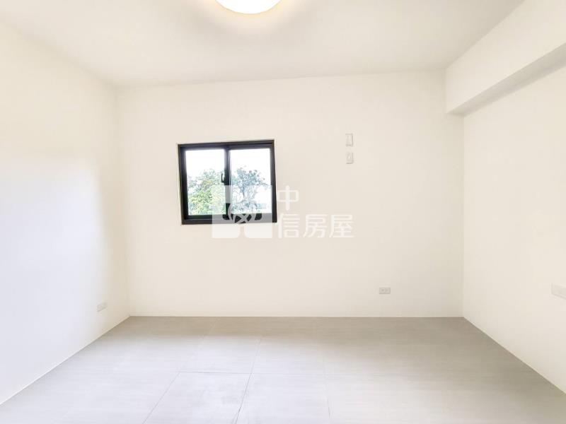 國六旁中原國小朝南新墅房屋室內格局與周邊環境