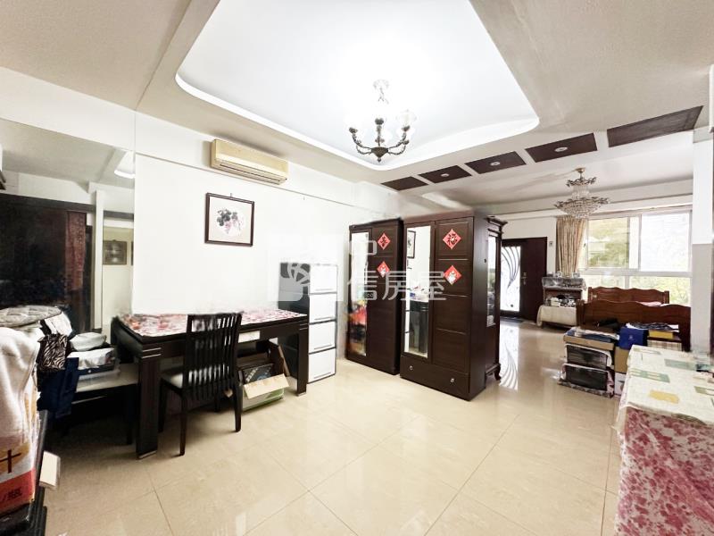 藝文雙車透天房屋室內格局與周邊環境