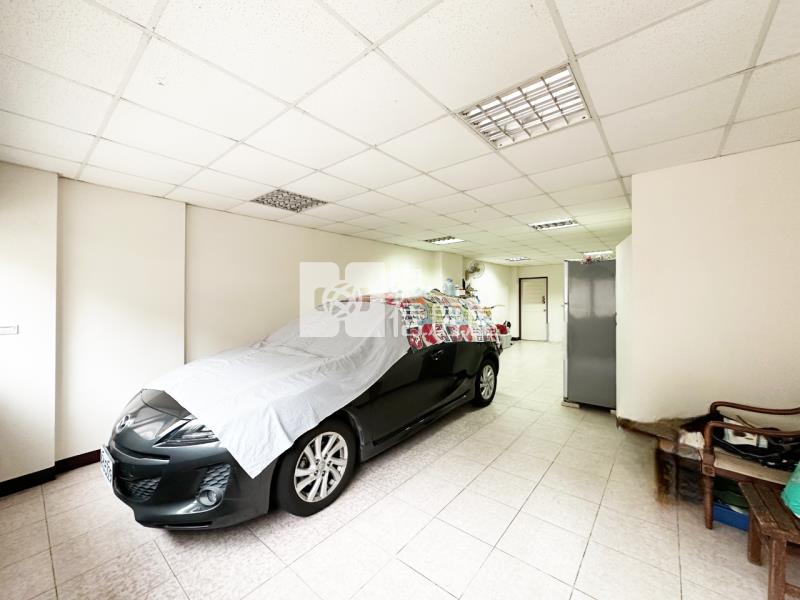 藝文雙車透天房屋室內格局與周邊環境