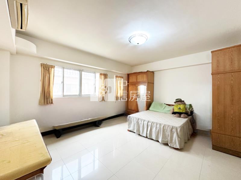 藝文雙車透天房屋室內格局與周邊環境