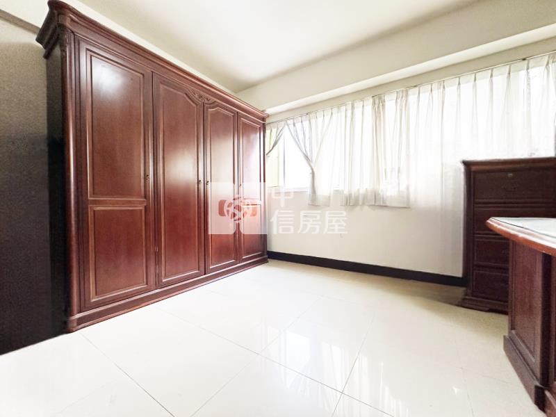 藝文雙車透天房屋室內格局與周邊環境