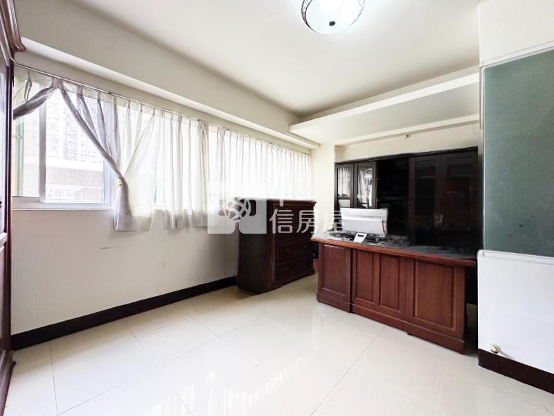 藝文雙車透天房屋室內格局與周邊環境