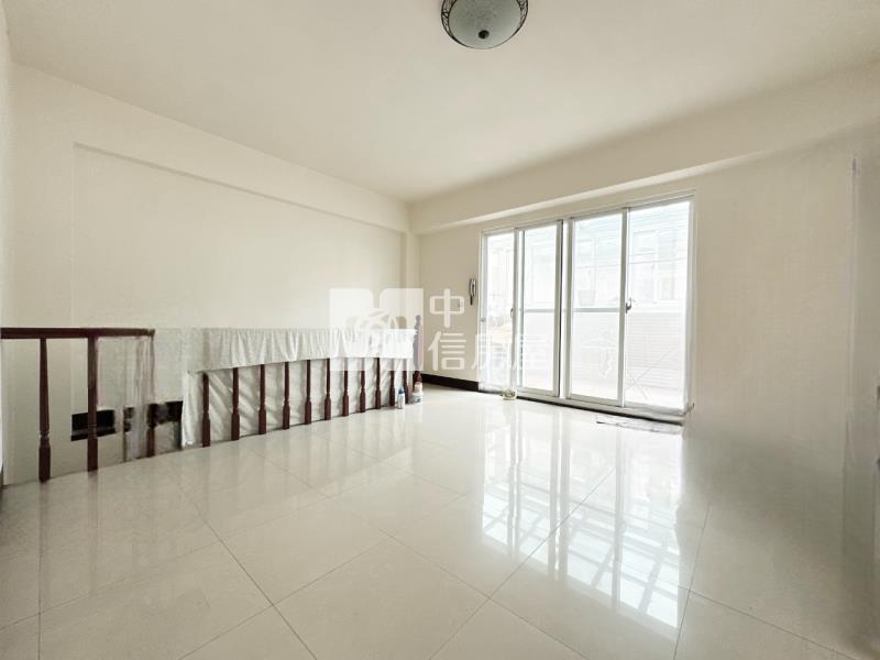 藝文雙車透天房屋室內格局與周邊環境