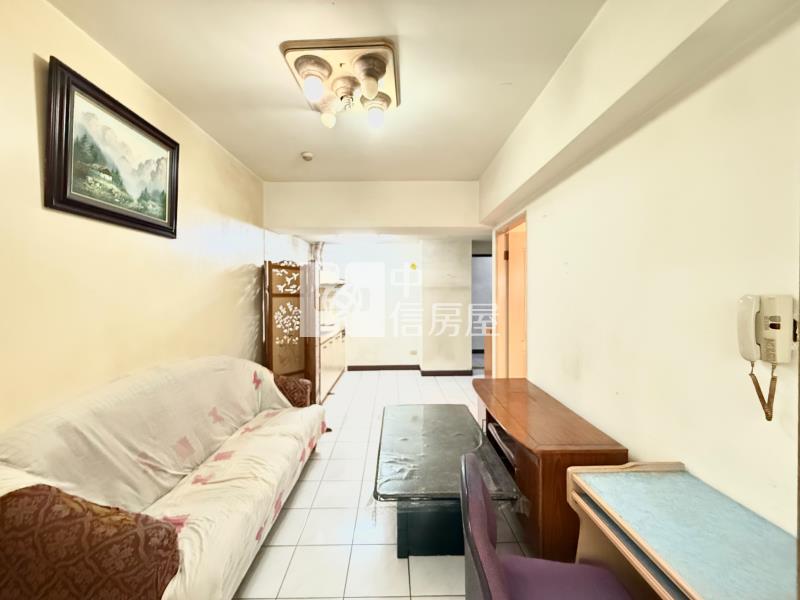 西屯逢甲商圈小倆口大一房2廳美廈（專任）房屋室內格局與周邊環境