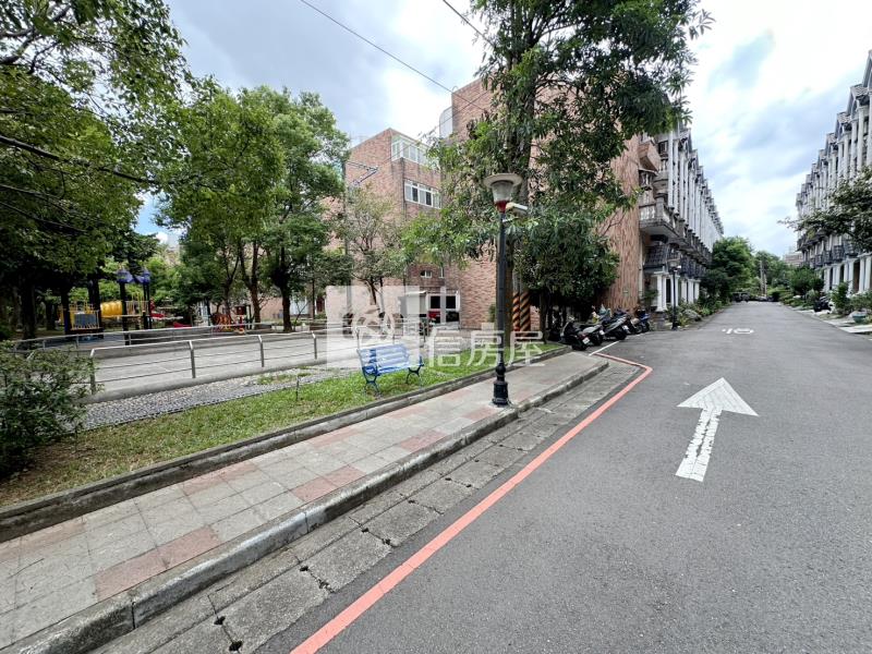 金陵華城雙車位超大美別墅房屋室內格局與周邊環境