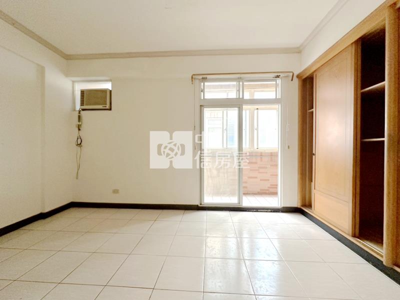 金陵華城雙車位超大美別墅房屋室內格局與周邊環境