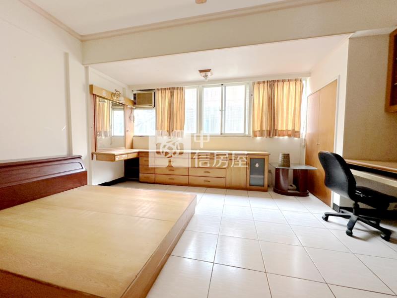 金陵華城雙車位超大美別墅房屋室內格局與周邊環境