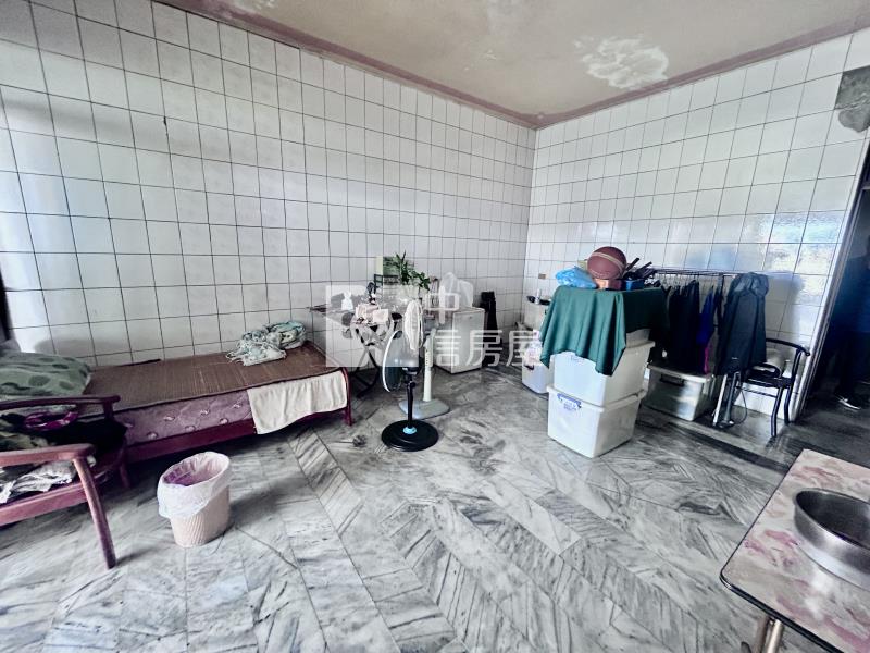 潮州8套房店住房屋室內格局與周邊環境