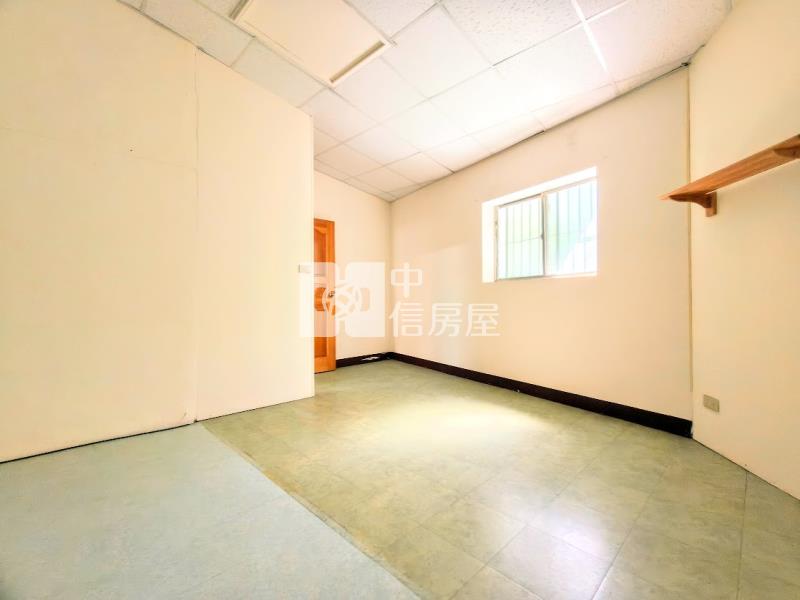 太平*中華國小*大地坪.大面寬透天.好停車房屋室內格局與周邊環境